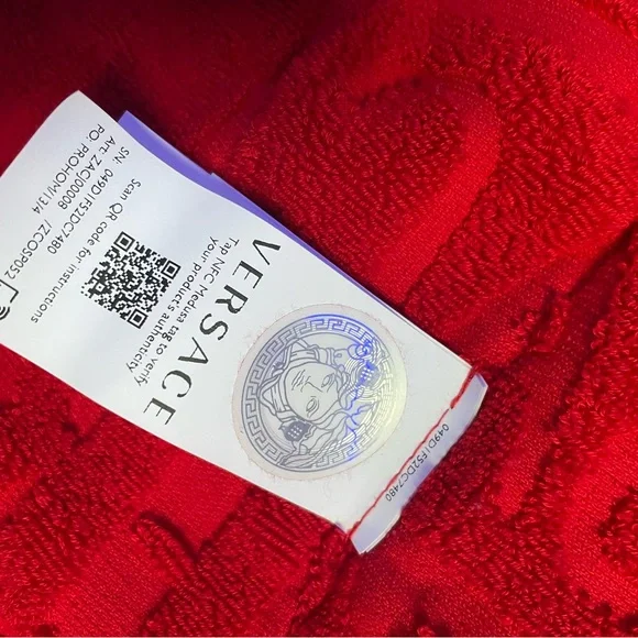 Versace Robe - Picture 3 of 6